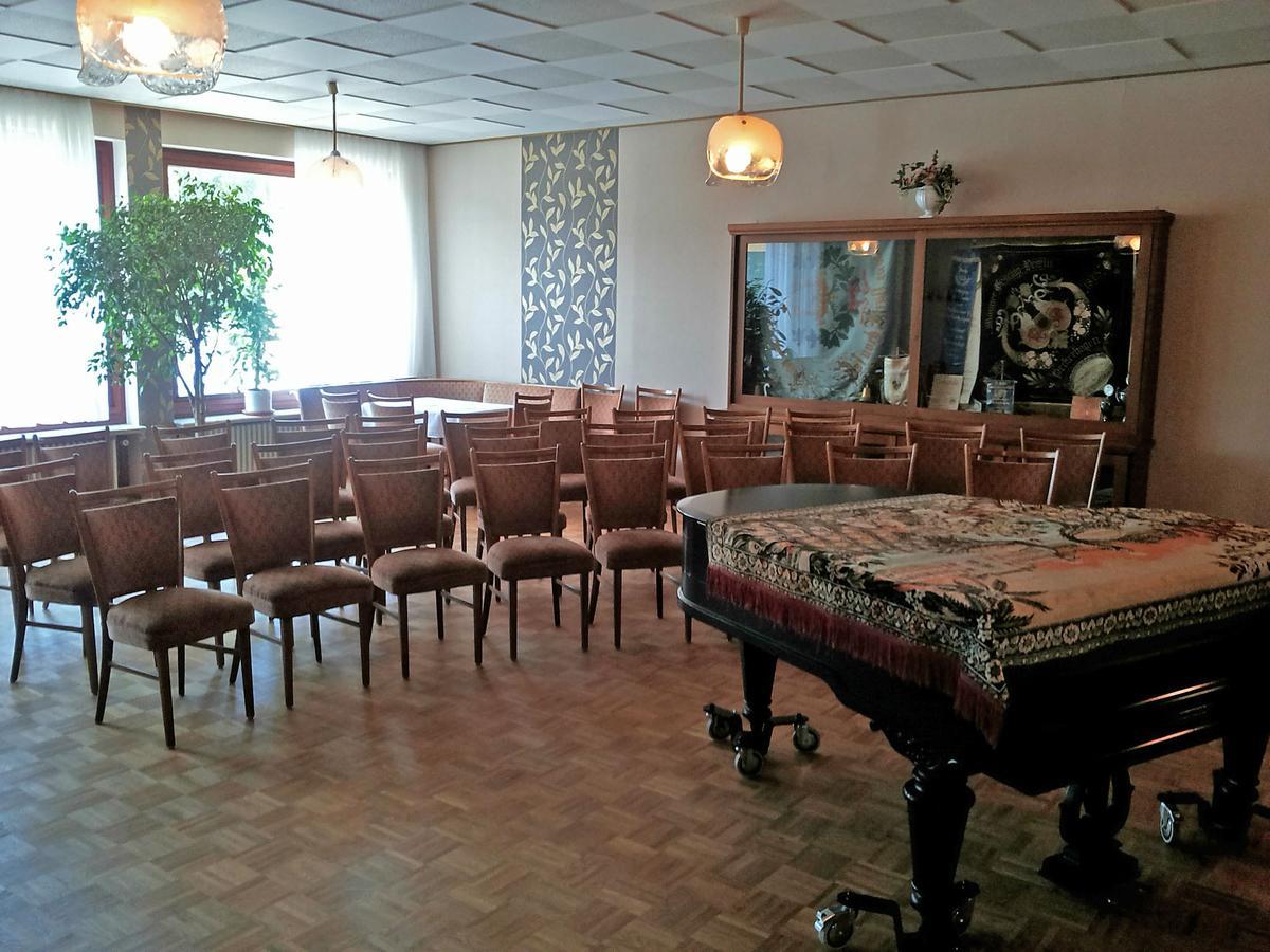 Weigands Hotel Peter Reinhardshagen Extérieur photo